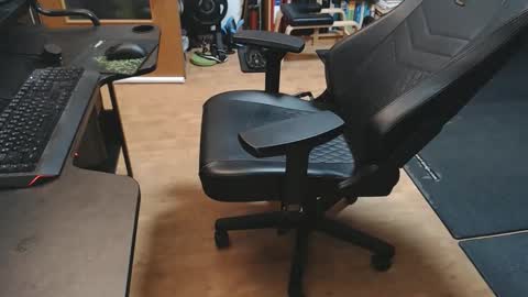 lycraboy123 online show from December 21, 2025, 7:26 am