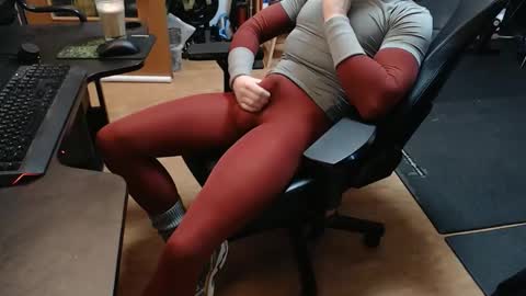 lycraboy123 online show from February 15, 2026, 10:58 am