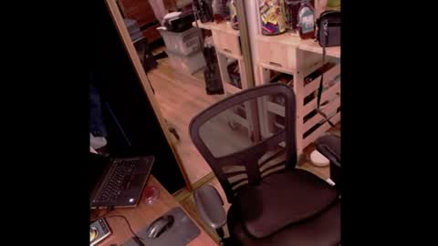 lycralover20 online show from June 14, 2026, 4:36 am
