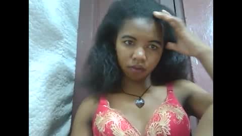 Lydiah online show from March 12, 2025, 3:35 am