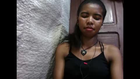 Lydiah online show from September 23, 2025, 4:43 pm