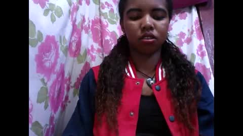 Lydiah online show from October 5, 2025, 6:50 pm