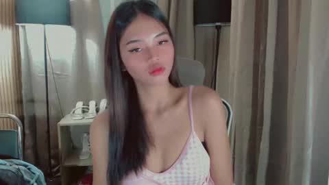 LYKA LOOPS online show from April 17, 2026, 7:06 pm