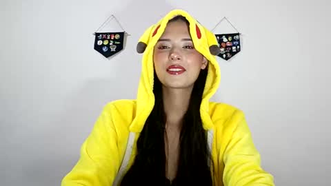 lyla online show from May 3, 2026, 3:12 am