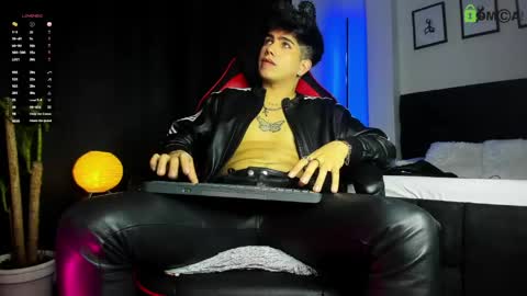 Snapshot of lylebennett_ chatting on May 31, 2026, 6:09 pm Lyle Bennett Freelance Model online show from May 31, 2026, 6:09 pm