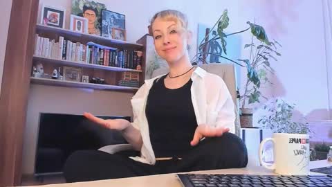 Lylith Skye NO NUDE model online show from March 13, 2026, 1:07 pm