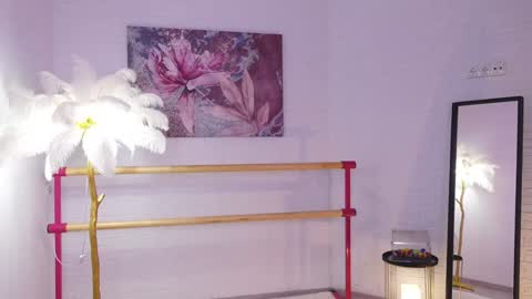 Snapshot of lyly_loveyou chatting on February 7, 2025, 9:58 am Lyly   online show from February 7, 2025, 9:58 am