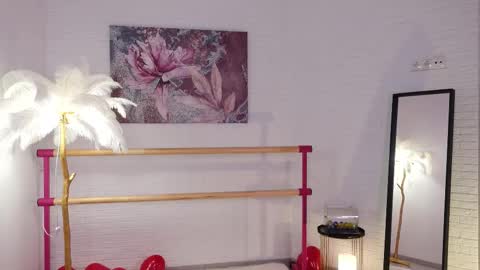 Snapshot of lyly_loveyou chatting on February 11, 2025, 8:48 am Lyly   online show from February 11, 2025, 8:48 am