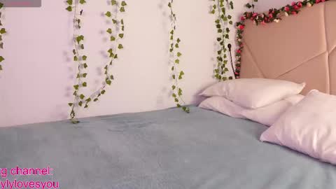 Snapshot of lyly_loveyou chatting on October 9, 2025, 5:49 am Lyly   online show from October 9, 2025, 5:49 am