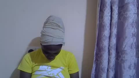 lyn_anna online show from February 3, 2026, 3:26 am