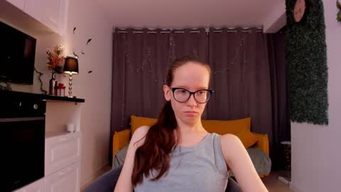 Snapshot of lynettebails chatting on February 5, 2025, 4:14 pm Sara online show from February 5, 2025, 4:14 pm