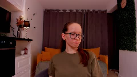 Snapshot of lynettebails chatting on February 22, 2025, 7:14 pm Sara online show from February 22, 2025, 7:14 pm