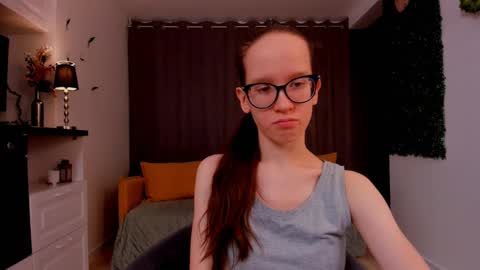 Snapshot of lynettebails chatting on February 27, 2025, 4:10 pm Sara online show from February 27, 2025, 4:10 pm
