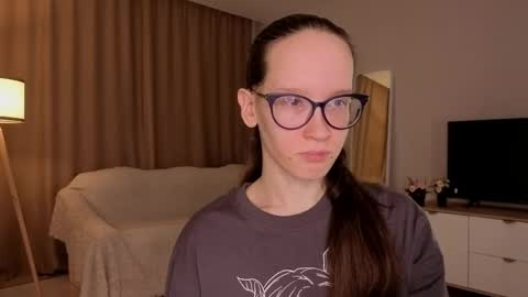 Sara online show from April 11, 2026, 4:11 pm