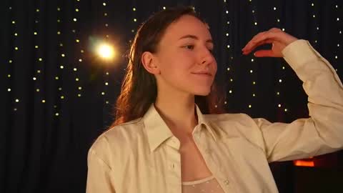 Lynn online show from February 19, 2025, 9:06 am