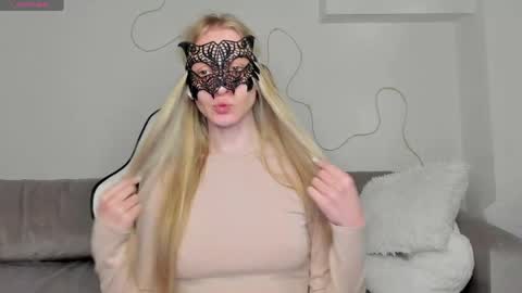 Snapshot of lynnadream_ chatting on May 23, 2026, 1:55 am lynnadream_ online show from May 23, 2026, 1:55 am