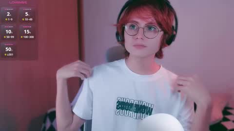 Lyodass online show from February 25, 2025, 8:51 pm