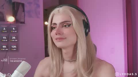 Lyodass online show from September 16, 2025, 12:22 am