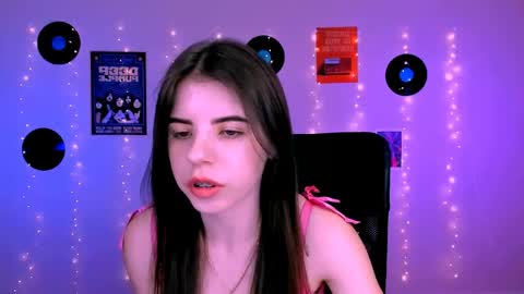 Snapshot of lyra_desire chatting on May 28, 2026, 8:44 am lyra_desire online show from May 28, 2026, 8:44 am