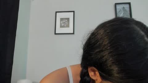 Lyriadiamond online show from December 2, 2025, 2:28 am