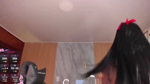    VIVIANA    online show from February 22, 2025, 6:06 am