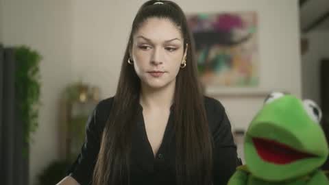 M1A  Dddy online show from April 15, 2026, 9:27 am