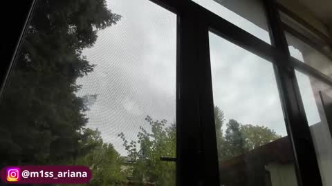 Snapshot of m1ss_ariana chatting on October 12, 2025, 6:34 am Ariana online show from October 12, 2025, 6:34 am