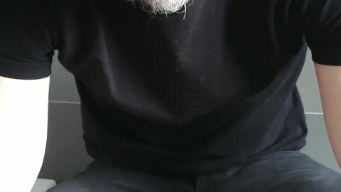 Snapshot of m4dh4tter24 chatting on May 5, 2026, 9:39 am m4dh4tter24 online show from May 5, 2026, 9:39 am