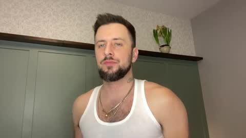 m_stephen online show from April 7, 2026, 3:07 am