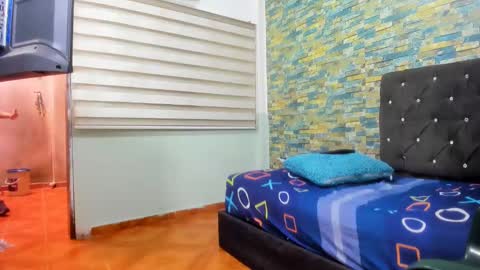 itgram pezlo josue online show from February 6, 2025, 8:34 pm