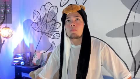   online show from September 19, 2025, 11:33 am