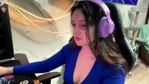 Apolonia online show from May 28, 2026, 6:16 pm