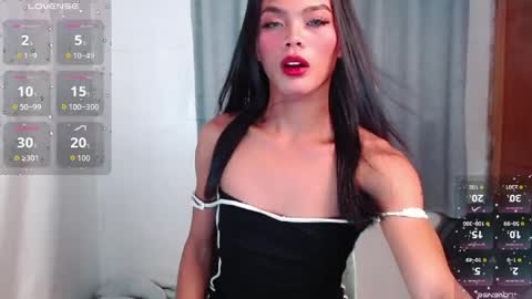 Divina online show from April 20, 2026, 3:31 am