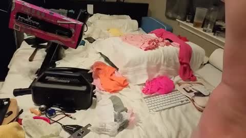 mac1119 online show from November 19, 2025, 8:03 am