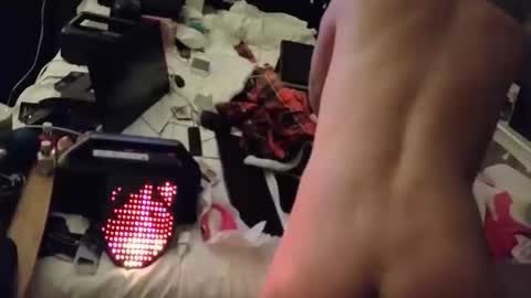 mac1119 online show from February 11, 2026, 7:57 am