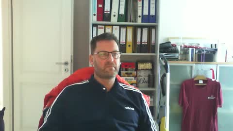 macfly67 online show from March 2, 2025, 2:00 pm