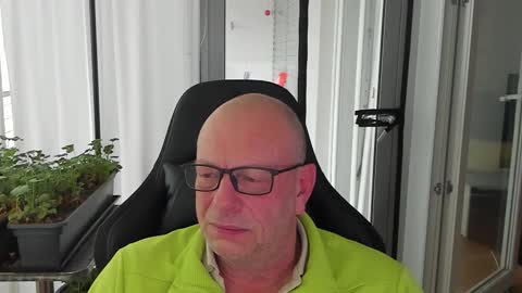 Andy online show from December 14, 2025, 1:05 pm