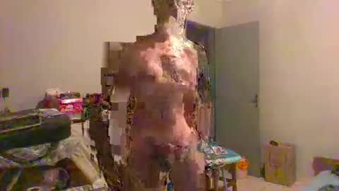 MACHOLIVRE online show from April 25, 2026, 7:44 am