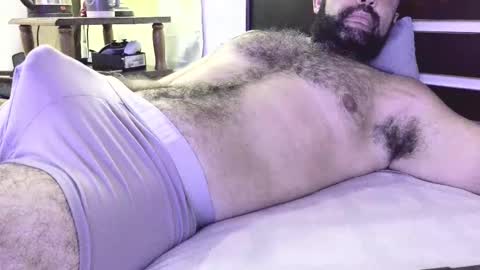 machoathome online show from March 5, 2025, 10:54 pm