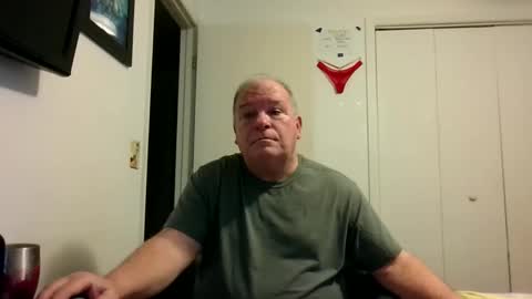 mackdocc001 online show from December 19, 2025, 3:30 pm