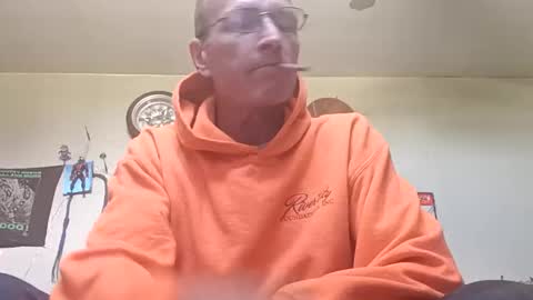 Snapshot of mackdog1369 chatting on May 7, 2026, 7:41 pm mackdog1369 online show from May 7, 2026, 7:41 pm