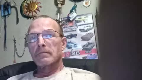 Snapshot of mackdog1369 chatting on May 11, 2026, 7:47 am mackdog1369 online show from May 11, 2026, 7:47 am