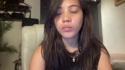 Snapshot of macycollinx chatting on January 14, 2026, 3:56 am Maceey online show from January 14, 2026, 3:56 am