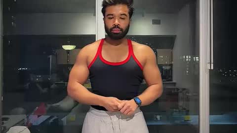 Max501 online show from February 27, 2026, 4:56 am