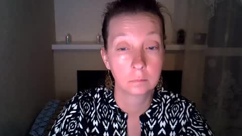 Madaamtang online show from April 17, 2026, 6:44 pm