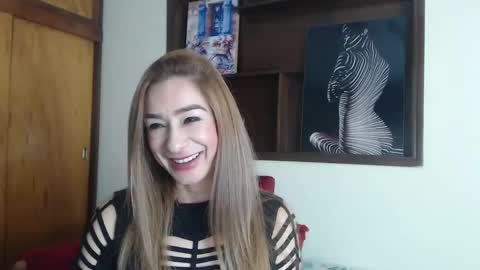 Snapshot of madam_dali chatting on March 4, 2025, 12:44 pm Dalila online show from March 4, 2025, 12:44 pm