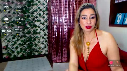 Snapshot of madam_dali chatting on October 18, 2025, 1:01 pm Dalila online show from October 18, 2025, 1:01 pm