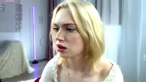 Fiona online show from March 27, 2026, 4:40 am