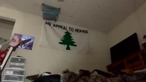 SummerPeach online show from December 5, 2024, 5:59 am