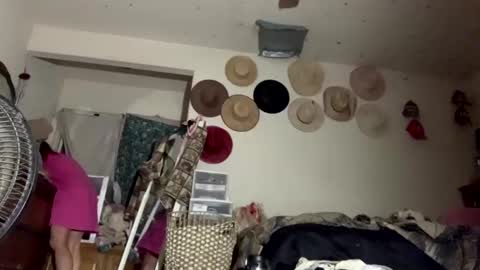 SummerPeach online show from January 16, 2025, 4:07 am